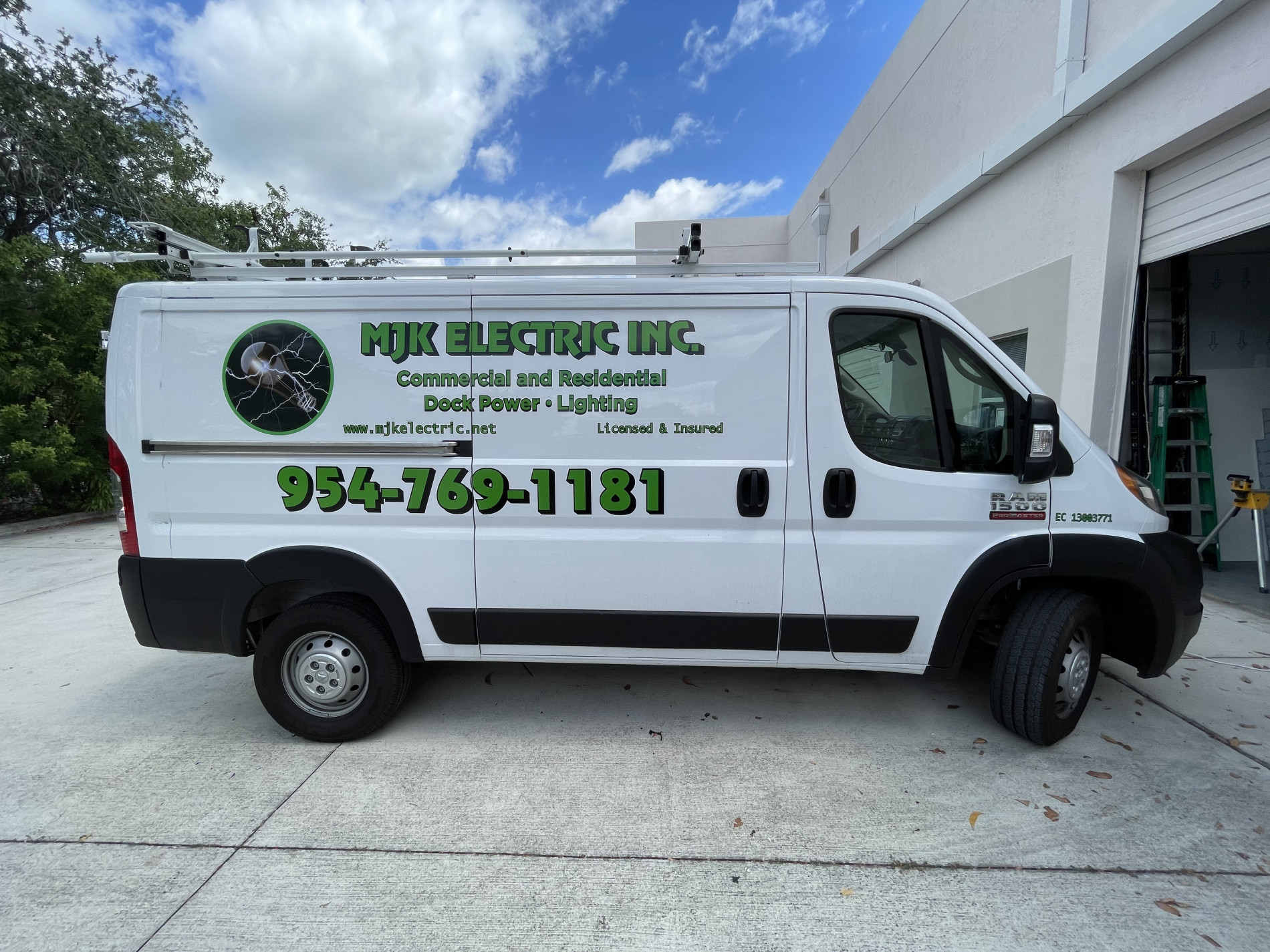 Fleet Vehicle Graphics Project Gallery - Fleet Vehicle Graphics Services Miami, Fort Lauderdale, Boca Raton | Sign Design & Creations
